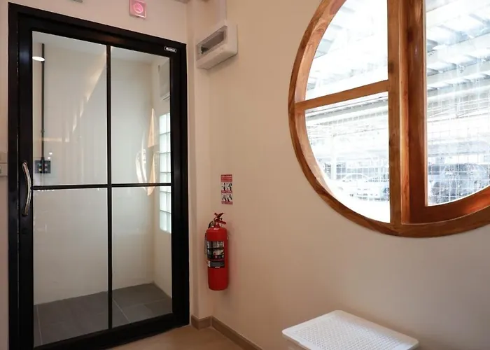 Risa - Female Only For Solo Travelers Hostel