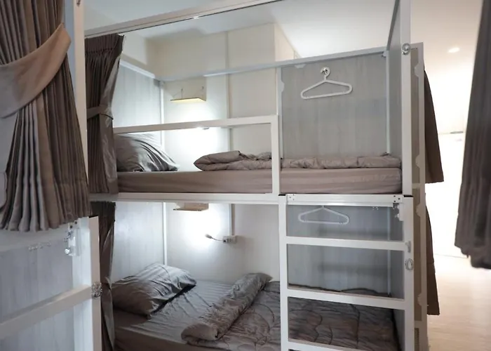 Hostel Risa - Female Only For Solo Travelers